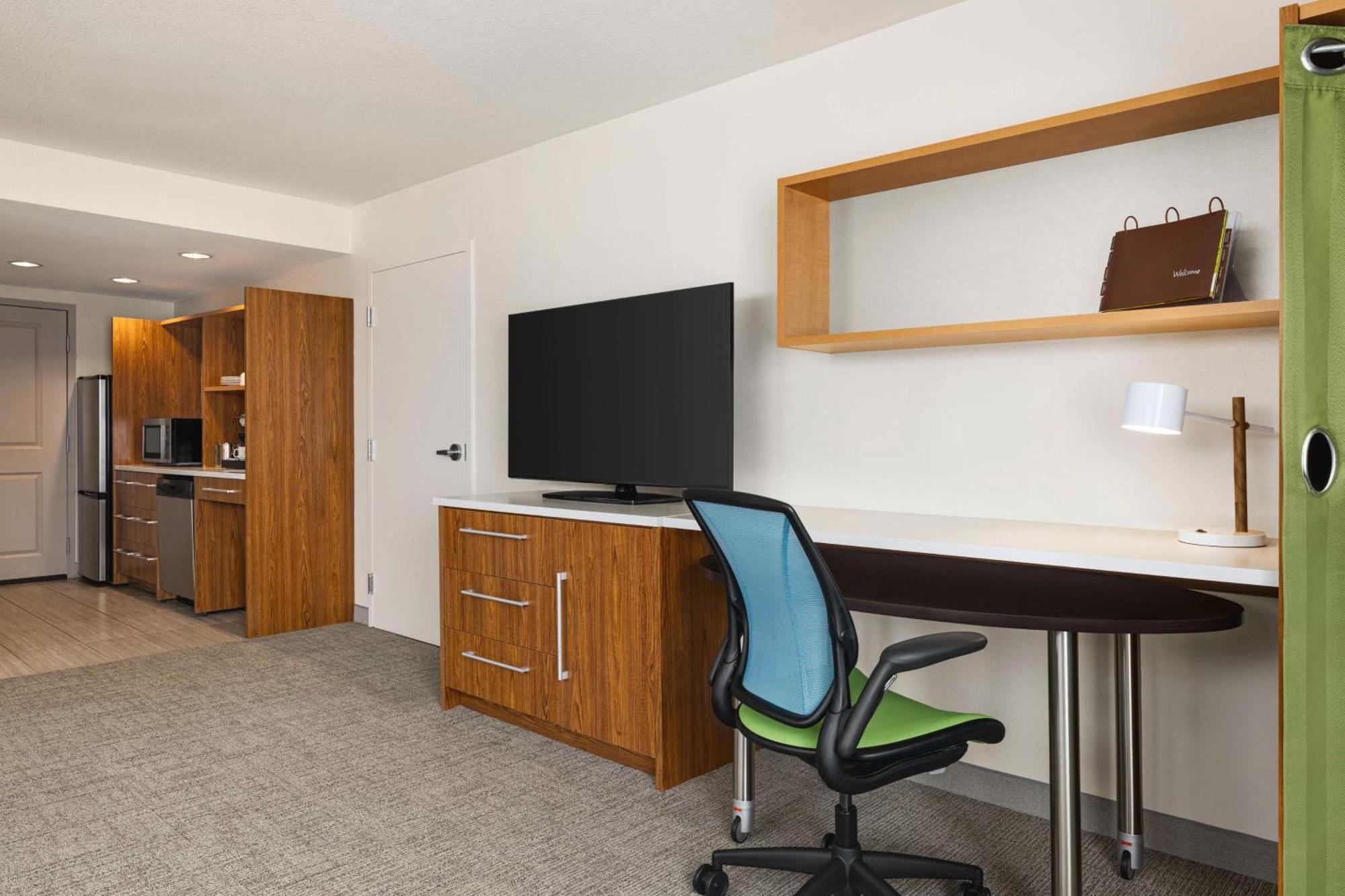 Home2 Suites By Hilton Denver West / Federal Center Лейквуд Экстерьер фото
